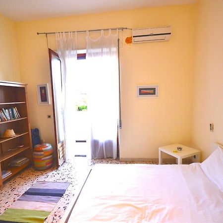 Cozy Holiday Home In Pozzillo With Terrace Acireale Εξωτερικό φωτογραφία