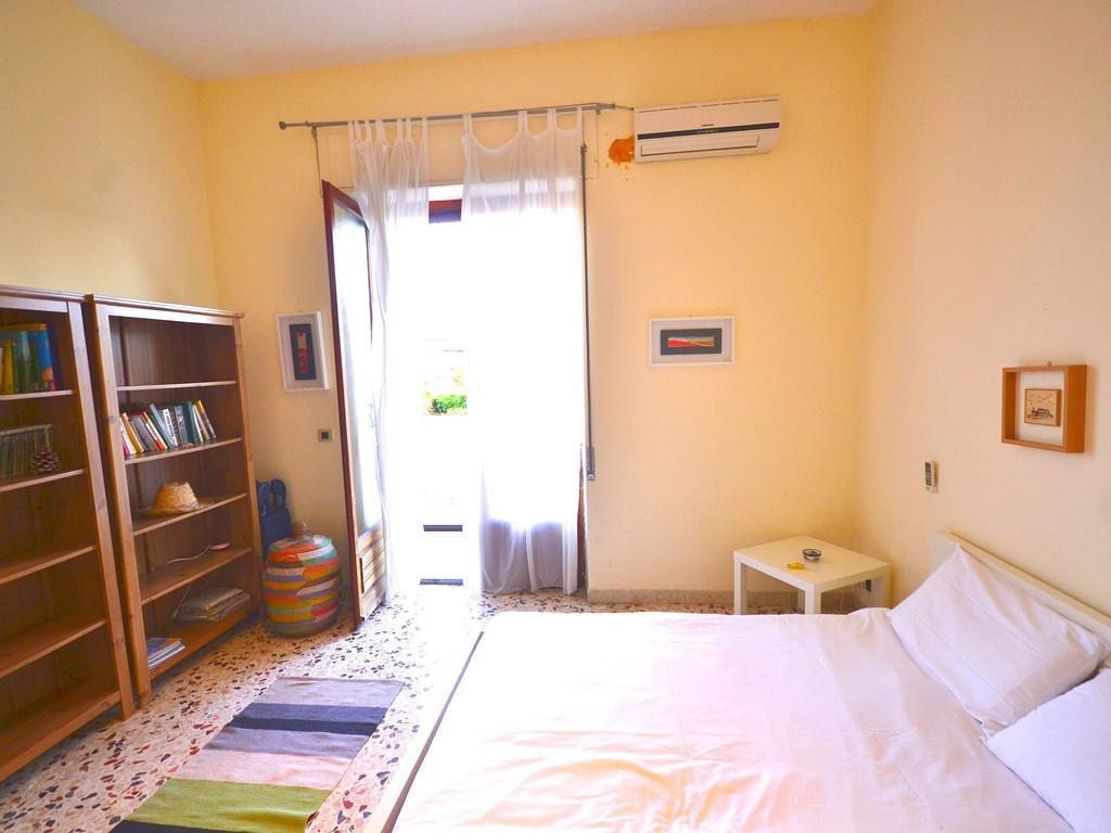 Cozy Holiday Home In Pozzillo With Terrace Acireale Εξωτερικό φωτογραφία